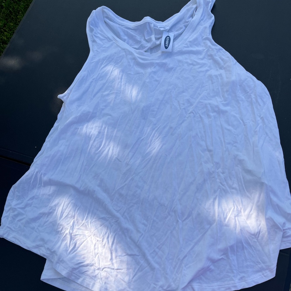 Old navy tank top